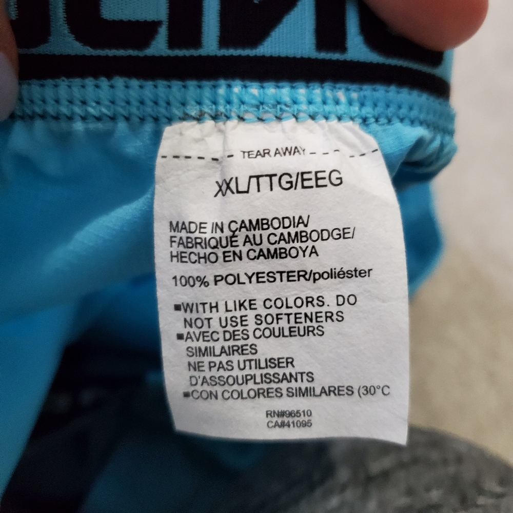 UNDER ARMOUR Men's XXL NWT Vanish Lightweight Fitted Unlined 6.5" Training Short - Picture 10 of 14